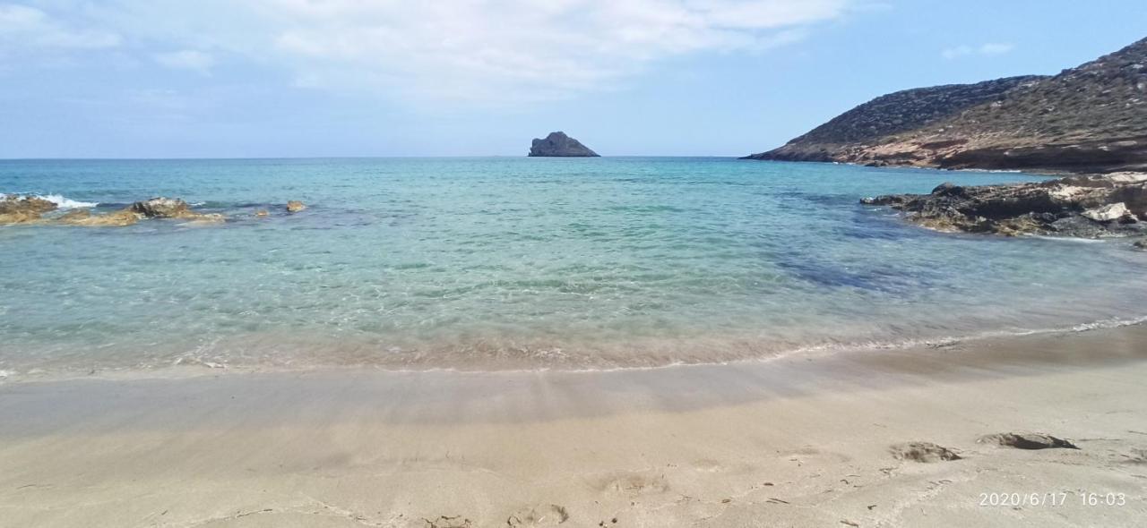 Notos Xerokambos 3 *